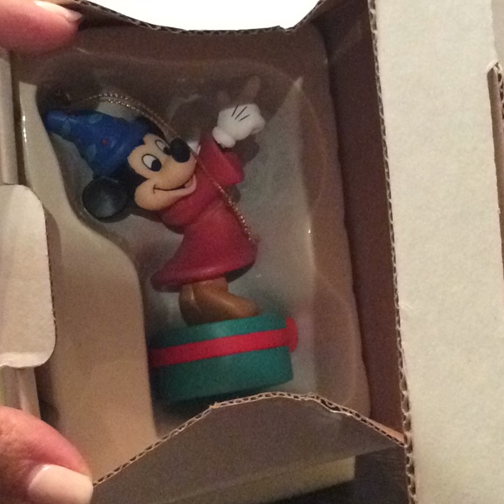 Disney Mickey Grolier collectible ornament NIB - Picture 5 of 6